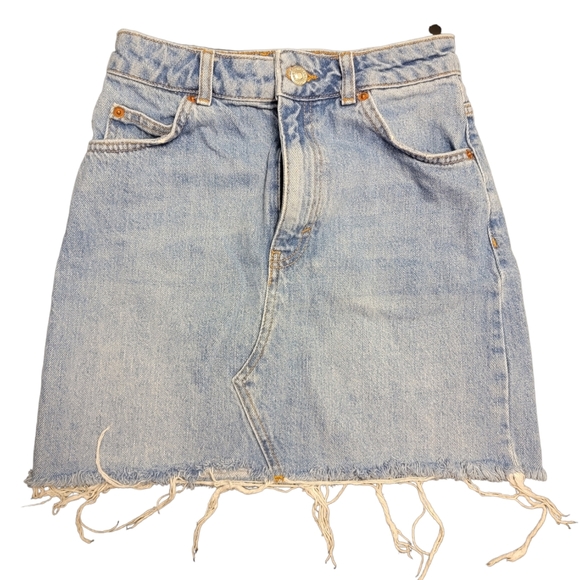 Top Shop demin distressed skirt - Picture 1 of 5